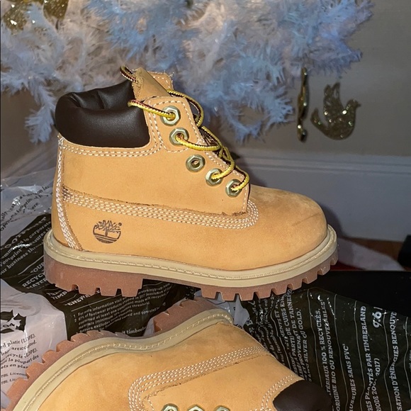 Toddler Timberlands - Picture 6 of 7
